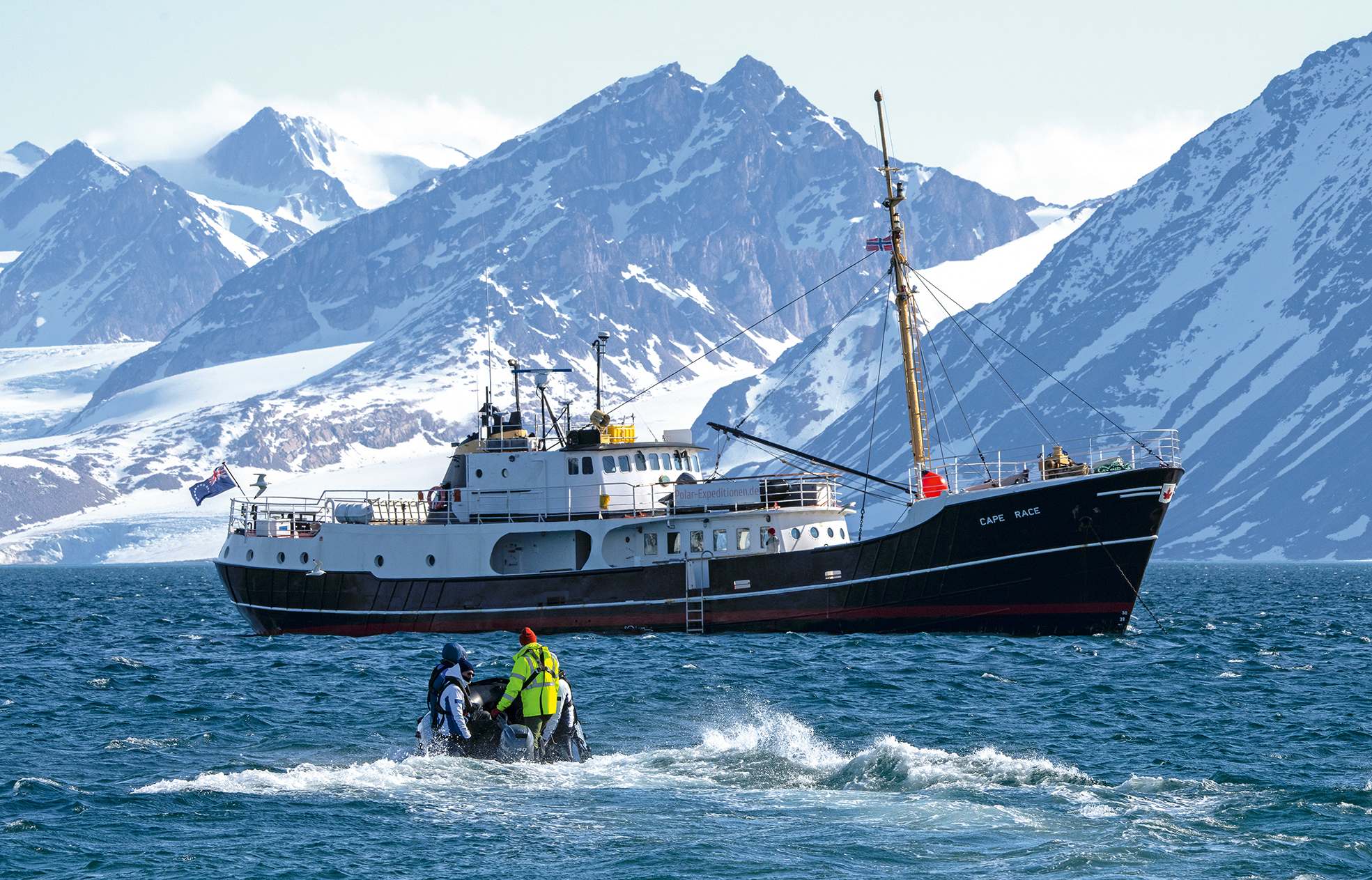 MS Cape Race vor der grönländischen Küste